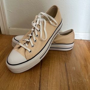 Platform Tan Converse
